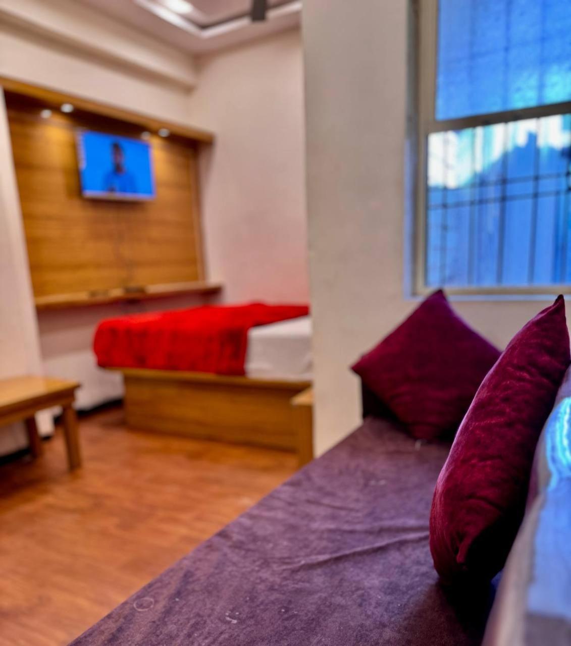 U2 Hotel Wizard Palace Аурангабад Экстерьер фото